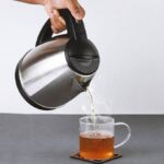 Bouilloire ou Chauffe Eau Electrique en Inox 2L