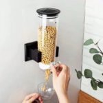 Distributeur de céréales noir de 17,5 oz avec contrôle des portions