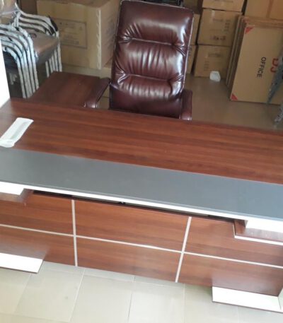 Ensemble Bureau Plus Fauteuil Ministre En Cuir