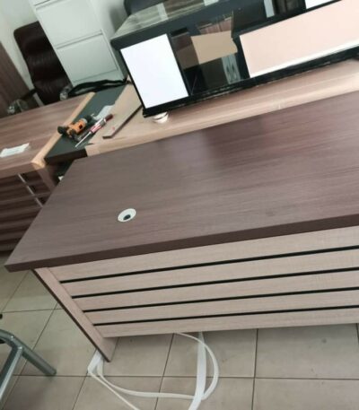 Table de Bureau 1m 40